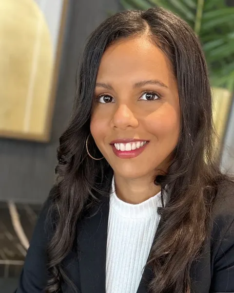Donna Escoto, Legal Assistant