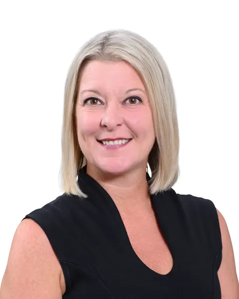 Kelly Mills, Litigation Paralegal